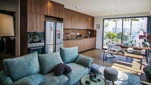 cần bán toà nhà căn hộ dịch vụ rẻ nhất thạnh mỹ lợi q2. mặt tiền nguyễn thị định dt 10x28m2 90 tỷ