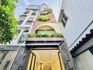 nhà hẻm kỳ đồng quận 3 giá rẻ cần bán gấp. giá:4,15 tỷ. dt: 63m2. 1t3l. 3pn 4wc. sổ hồng riêng.