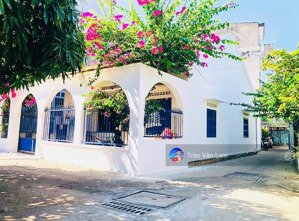 bán nhà góc mặt đường bưu điện sát đường 2/4, bắc nha trang