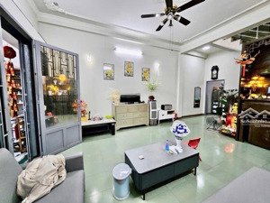 80m2 vip bình thạnh - hxt 1 trục - p11 ngang 5 x 15- sát mt -4pn chỉ 12ty8