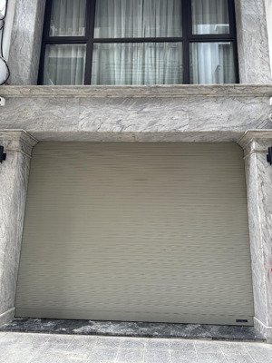 bán gấp siêu phẩm duy tân - phân lô vỉa hè - gara ô tô - 60m2 x 7,tầng - 30 tỷ