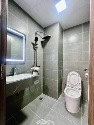 chính chủ cần bán căn hộ chung cư toà nơ 14b kđt định công