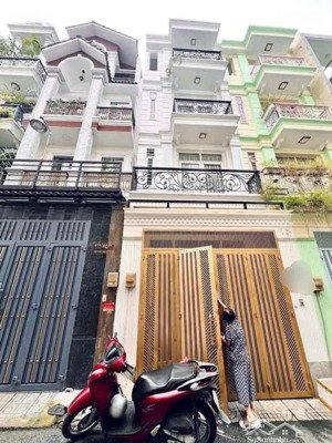 hạ giá bán gấp nhà bùi văn ba, q7, sổ riêng, 60m2, 3lau . giá 4ty750 tl shr hxh8m