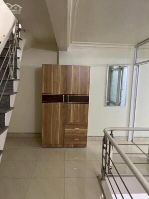 M987: Cho thuê nhà Chùa Hàng: 6tr/tháng