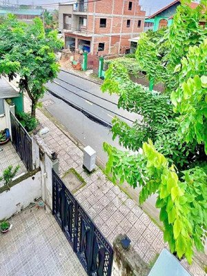 bình tân - mặt tiền đường kinh doanh - ngang 5x16m- 3 tầng- ko lộ giới