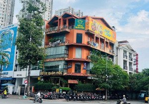 góc 3 mặt tiền nguyễn văn trỗi phú nhuận( 18 x 20m)- 3 tầng- hđt: 250 triệu - giá 110 tỷ