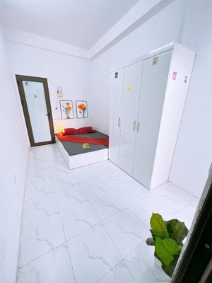 phòng studio thang máy 382 hồ tùng mậu 3.9tr ở ngay