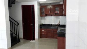 bán nhà dòng tiền 200 triệu/năm đường trần văn đang, phường 11, quận 3. chính chủ bán