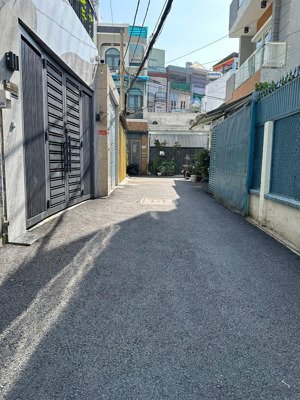 nhà gò vấp 3 tầng hẻm 5m, nhà mới giá chit 6 tỷ 35 tl