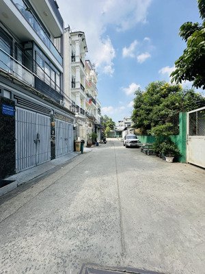 nhà hxh 2 tầng 54m 4x14m phan văn hớn chỉ 4,6 tỷ