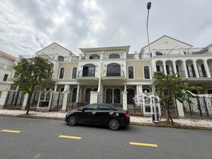 cắt lỗ nhà phố valencia (river park2) - aqua city giá: 5.9 tỷ (bao thuế phí) nhà sẵn lh: 