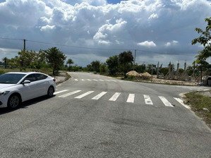 bán bt green city, 4,5 tỷ, 154 m2, ngang 7m, view công viên, view cầu, sát sông cổ cò. giá rẽ!