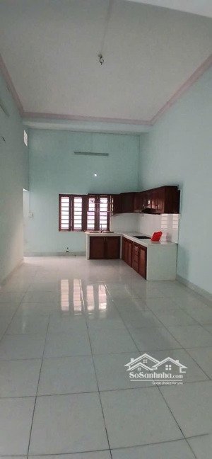 nhà mt đường số 6 - dt 164m2 - chỉ 9.5tỷ ngay lò lu - ngang 8m - full thổ - hoàn công.