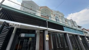 bán nhà 1t1l 6 phòng ngủ hẻm ba gác gần bến xe miền đông mới