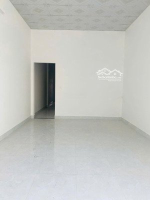 cần bán gấp nhà hoàn công thuộc kp1 thị trấn củ chi nằm ngay khu trung tâm cạnh kcn tây bắc.giá rẻ