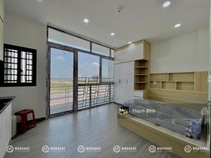 studio view máy bay ngay đường c12 , trục ga t3 , cầu hoàng hoa thám , mới 100%