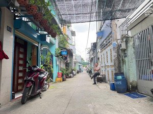 cực hiếm, nhà 3 tầng hẻm xe hơi 5m p. linh xuân, thủ đức cách ql1k chỉ 50m