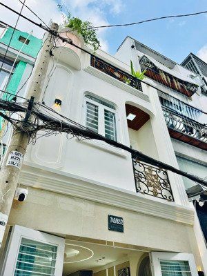 lên sóng căn mini house hẻm xe hơi gần emart phan huy ích
quang trung - p.aht (p.12 cũ)giá 3 tỷ 680