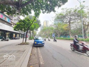 cho thuê nhà mặt phố láng hạ vỉa hè, kinh doanh, 60m2, 4 tầng, mặt tiền 4.2m, 40 triệu