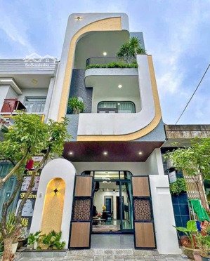 cuối năm cần bán nhanh căn nhà đường lê hiến mai p.thảo điền quận 2 giá 6tỷ890/72,8m2(5,2x14m)shr