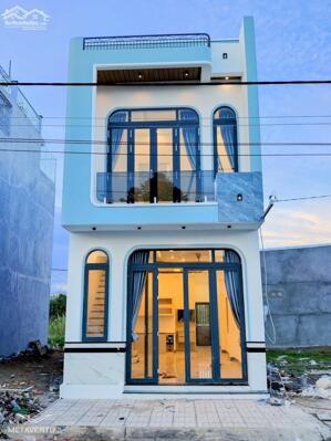  Bán Nhà Đẹp 1 Trệt 2 Lầu Đường Số 5 Tây Đại Học GĐ2, Mỹ Phước - 2 Hẻm Thông Hành!