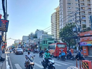 bán nhà hậu giang q6, lô góc 3m x 11m, hẻm ô tô, sẵn dòng tiền, nhỉnh 3 tỷ