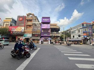 giảm 2.25 tỷ! nhà mt nguyễn gia trí bình thạnh 4.5x21m cn 88.5m2 4 tầng hđt 90tr - bán 42.75 tỷ.