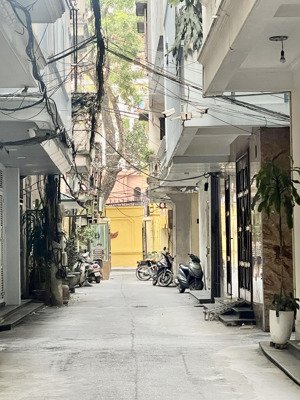 phân lô quân đội vip nguyễn tri phương -3 nhà ra phố ô tô thông vòng quanh