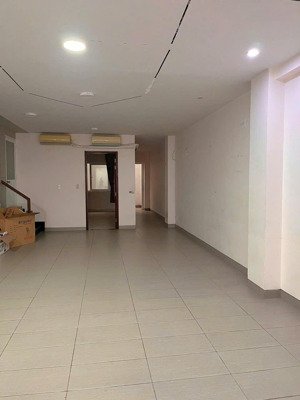 văn phòng tầng trệt, khu trần não p. an khánh, q. 2, 100m2 15tr/tháng