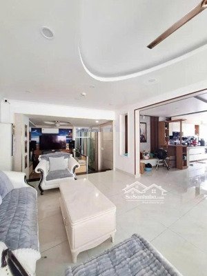 bán nhà hoa sữa 134m2 5 tầng - 42 tỷ - 2 mặt tiền đường hoa phú nhuận dòng tiền 4000$/tháng