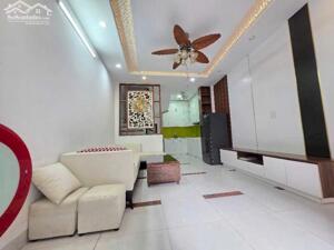 Bán nhà Ngọc Khánh 41m2 đường oto kinh doanh 7 tầng thang máy 20 tỷ