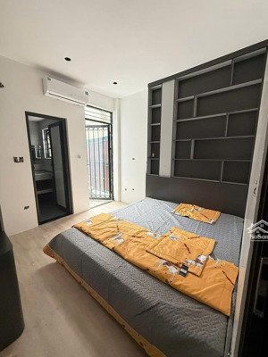 hàng hiếm bán nhà tân mai, hoàng mai, hà nội, hơn 7 tỷ, dt 30 m2, vài bước ô tô tránh