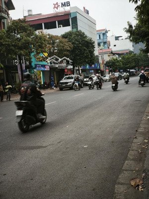 nhà 5 tầng ô tô vào nhà 30m mp ngô xuân quảng, khách mua xách valy vào ở dt40m2 nhỉnh 7tỷ