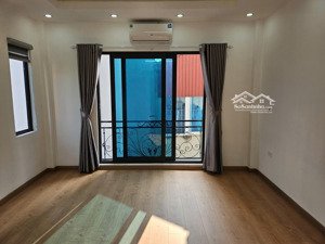 cho thuê nhà riêng 30m2 x 5 tầng tại 80 la nội gần công viên thiên văn học
