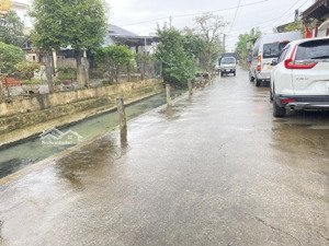 đất phú thượng ra đường phạm văn đồng 1phút chỉ 1tỷ180