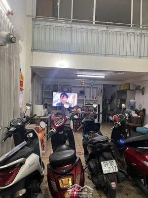 nhà 4 tầng hẻm xe tải 65m (4,5x15) hẻm an ninh sạch sẽ