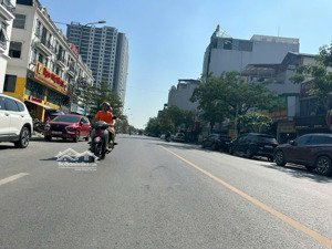 hàng hiếm phố thành trung sở hữu lô cực đẹp tại trung tâm gia lâm