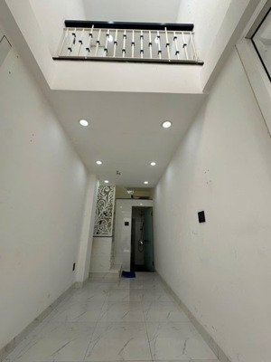 bán gấp trong tuần - bán nhà ngô quyền 15m² 4 tầng - giá 3.68 tỷ