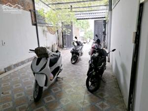  SÁT TRUNG TÂM HÀNH CHÍNH Q.2 – XE HƠI VÀO NHÀ – 107M² – GIÁ 8,2 TỶ Liên hệ: Thiện Nhà Đất Q2