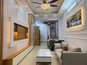 bán nhà phan đình giót hà đông 33m - 5 tầng - 3pn - ngõ thông - giá 8.15 tỷ