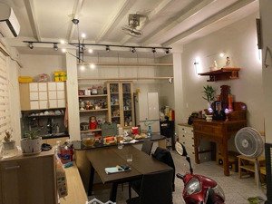 60m2 cực hiếm - hxh thông - nguyễn du - ngay đh công nghiệp- ngang 6 x 10- sân rộng - chỉ 6ty9