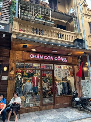 cho thuê nhà mặt phố hàng lược - hoàn kiếm, dt 90m2, mt 5.5 m, 50 tr, thông sàn, đi riêng