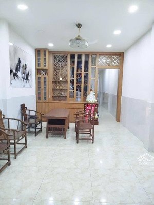 giảm 2,3 tỷ - bán gấp nhà 3 tầng - mặt tiền nội bộ lũy bán bích - 4x30m - tân phú - gần đầm sen