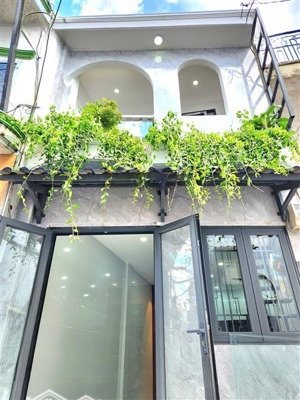 bán nhà nhỏ đầy đủ công năng 1 lầu ,3.3x7m , quang trung , p10, gò vấp .