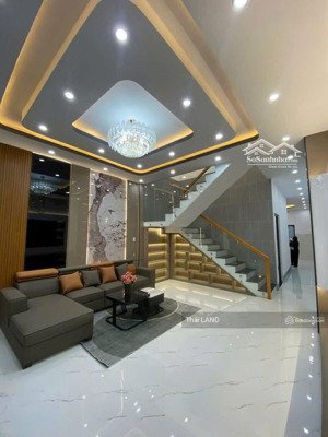 nhà mới đẹp thái phiên, p8, q11, 4 tầng, 5x14m 3pn, 4wc. giá 10.9 tỷ.