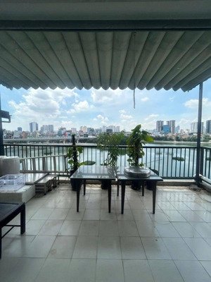 mặt phố view hồ - tòa nhà 9 tầng - 3 mặt thoáng - mặt tiền quyền lực - sổ vuông.