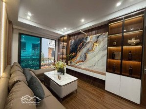 cực hiếm!bán nhà phạm văn đồng,ngoài giao đoàn- ôtô tránh 70m2 - 6tầng -thang máy-phân lô giá 22tỷ