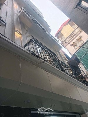 trung tâm đống đa nhà mới 5 tầng ở ngay
ngõ nông gần phố | trước nhà sân rộng | căn đầu hồi