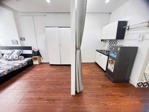 cho thuê căn hộ 1pn ban công nhỏ nhỏ xinh xinh ngay phố ẩm thực phan xích long