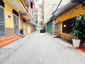 bán nhà nguyễn xiển thanh xuân dt 32m x c4 x mt 4m giá 12,2 tỷ có thương lượng